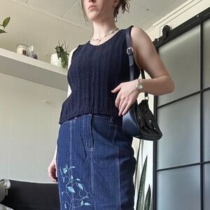 Navy Crop Fit Knitted Vest